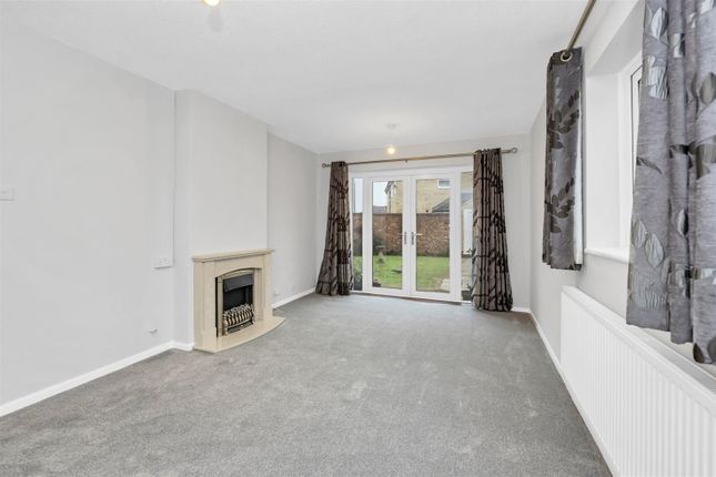 16, Browse Close, Bury St. Edmunds photo 2