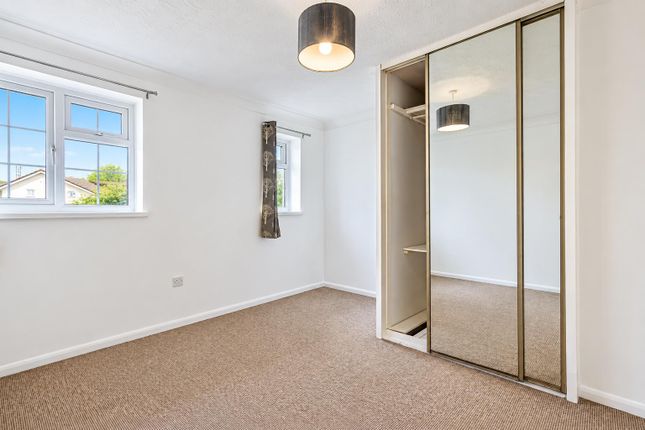 37, Haxby Court, Cardiff photo 4