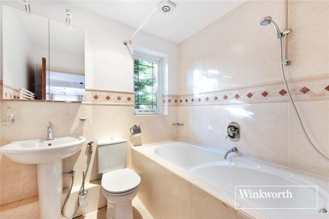 Detached house for sale in Hendon Lane, Finchley, London