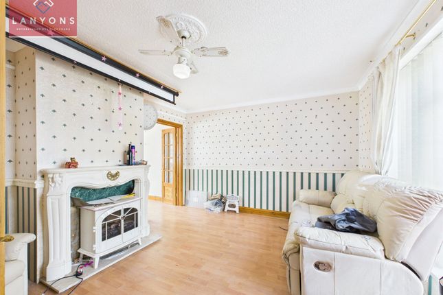 31, Kennard Street, Pentre photo 4