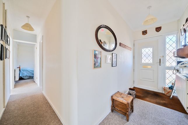 8, Hertford Road, Cheltenham photo 2