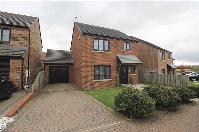 3-bed detached on Archerfield Drive, Cramlington, £289,950