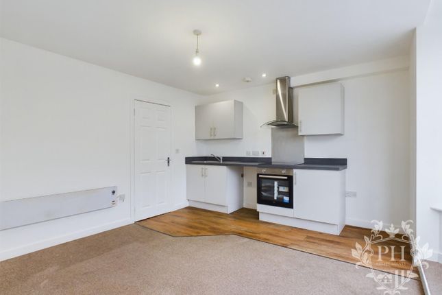 24, Flat 2, Dovecot Street, Stockton-on-tees photo 3