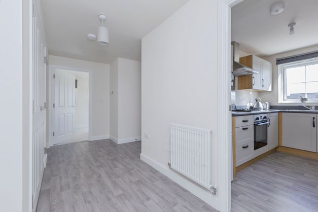 160, Tay Road, Leicester photo 4