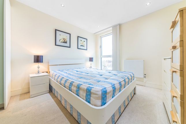 Flat to rent in Paxton Point, 3 Merryweather Place, London