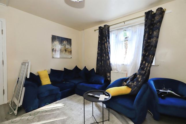 36, Central Avenue, Stourbridge photo 4