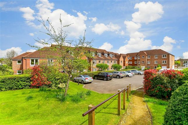 Flat for sale in London Road, Redhill, Surrey
