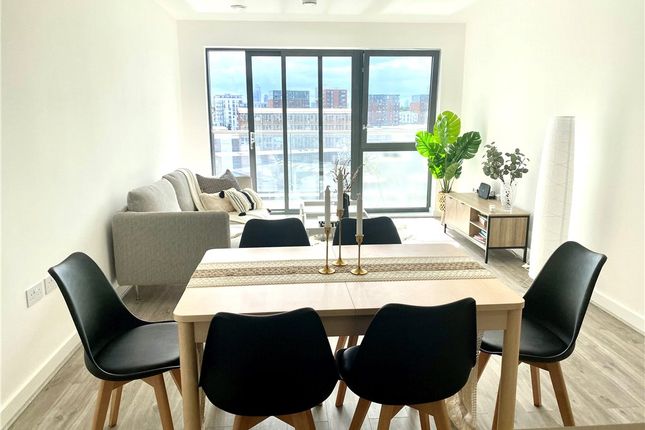 Flat for sale in Tweed Walk, London