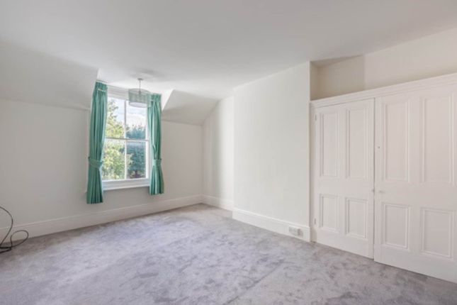 Property to rent in Hawes Road, Bromley