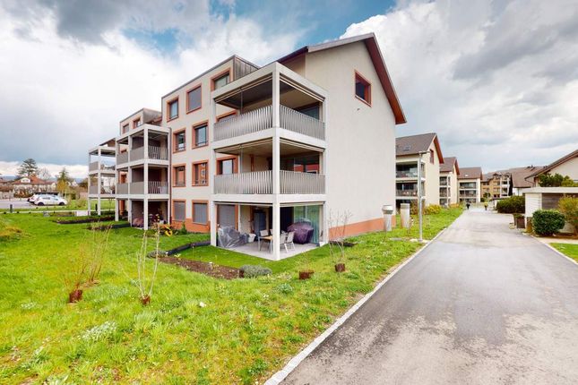Thumbnail Apartment for sale in Fraubrunnen, Canton De Berne, Switzerland