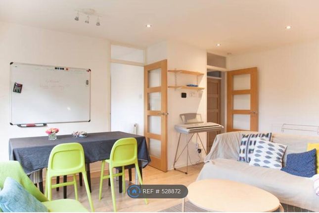 Thumbnail Flat to rent in Cawston Court, Bromley