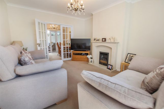 35, Wycliffe Avenue, Northallerton photo 3