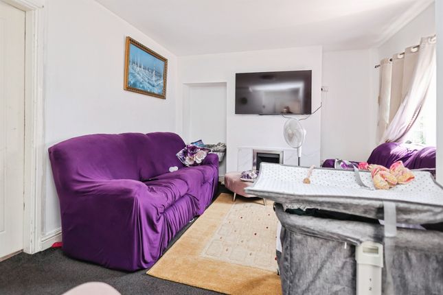 16, Ferndene Road, Birmingham photo 3