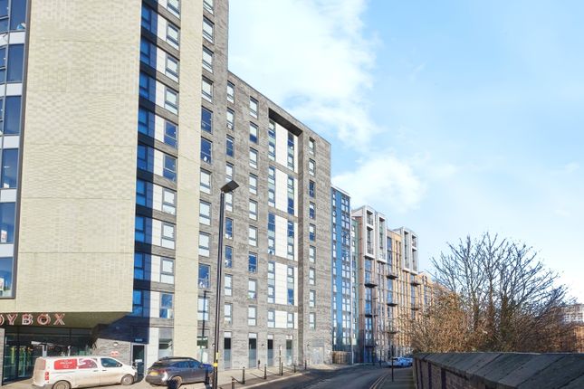 Flat for sale in Arden Gate, Communication Row, Birmingham, West Milands