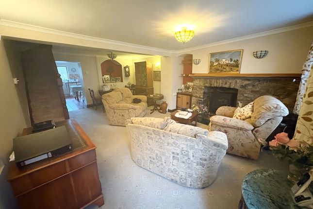 238, Cwmamman Road, Ammanford photo 2