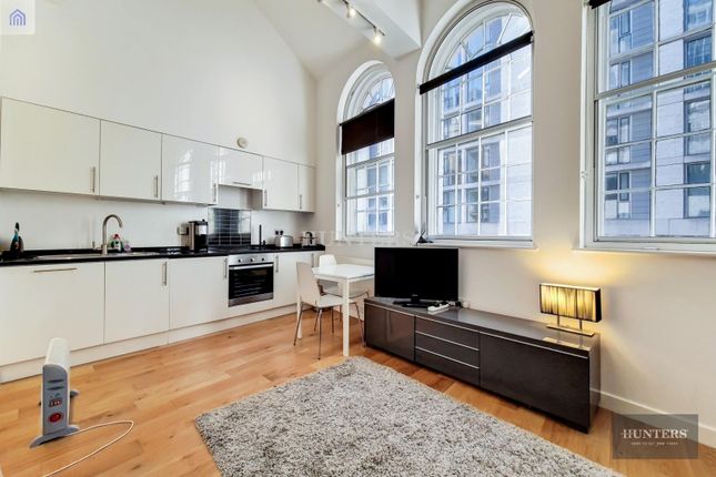 Flat for sale in 26 Savage Gardens, London