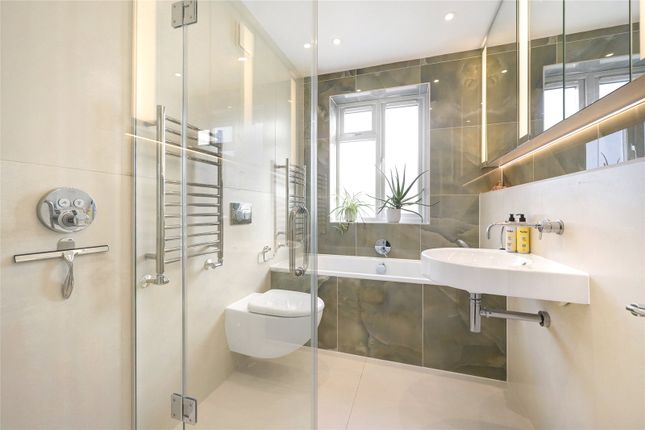 17, Staveley Gardens, London photo 4