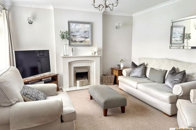 8, Island Close, Hayling Island photo 2