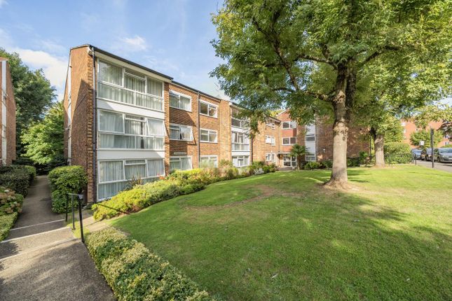 Davidson Frost-Wellings, Dfw, Gressenham Court, St
