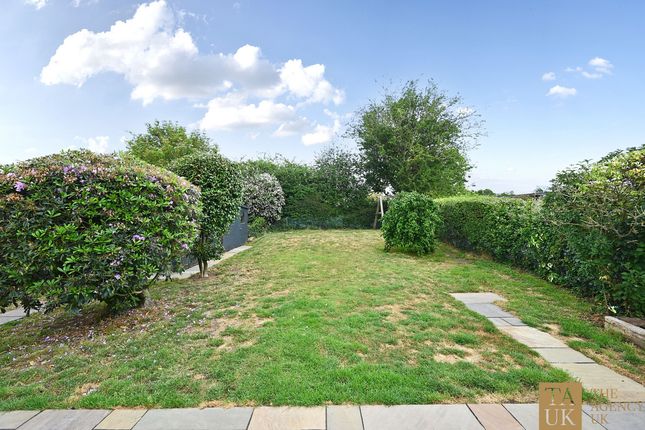 Glenavon, Main Road, East Sussex photo 4