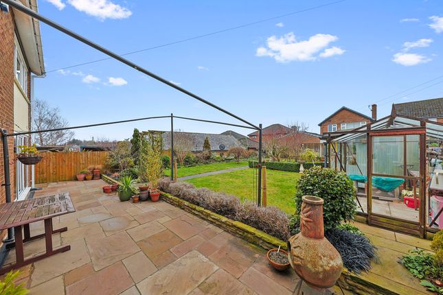42, Newbold Back Lane, Chesterfield photo 4