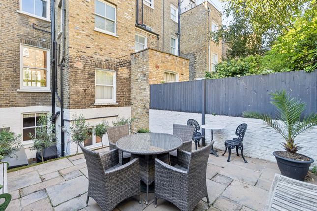 23, Gunter Grove, London photo 4