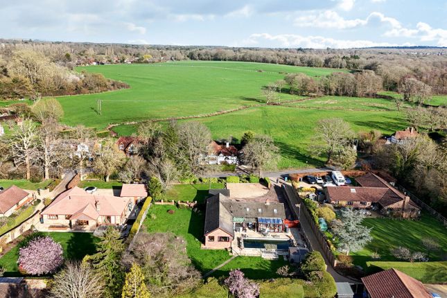 5-bed house on The Willows,, Crondall Road, Fleet, £1,100,000