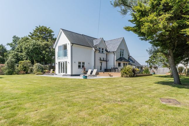 Corner House, Golf Road, Pwllheli photo 3