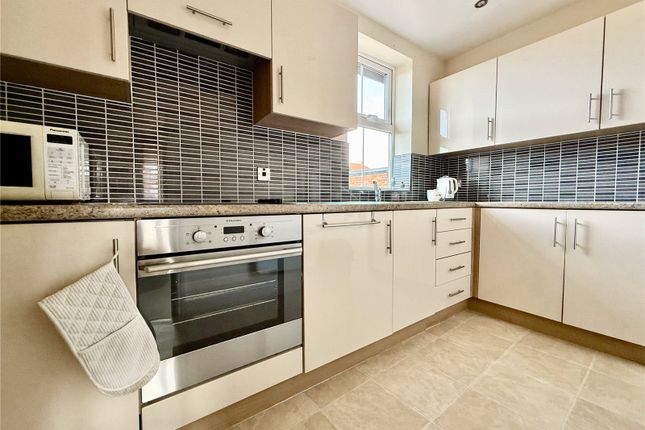 Flat 2, 6, Meadowfield Road, East Yorkshire photo 2
