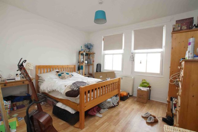185a, High Street, Flat 2, London photo 4