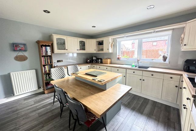 9, Holme Meadow, Carlisle photo 2