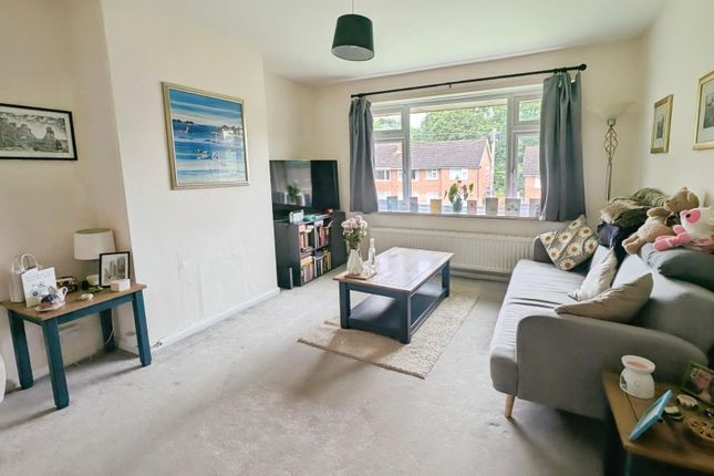 37, Marion Way, Birmingham photo 2