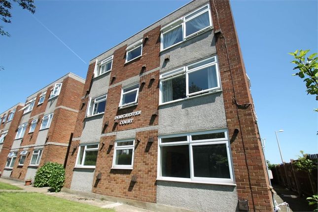 Thumbnail Flat to rent in Buckingham Road, South Woodford