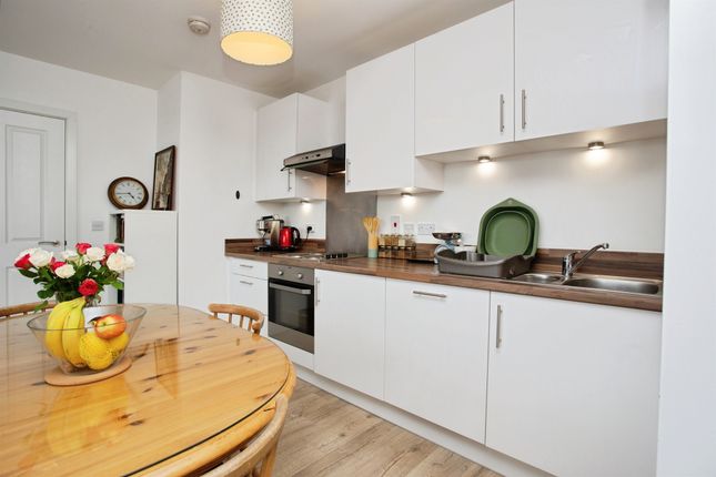 22, Mortimer Court, Lyon Road, Harrow photo 3