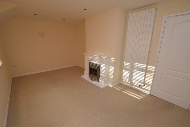 69a, Wear Barton Road, Exeter photo 2