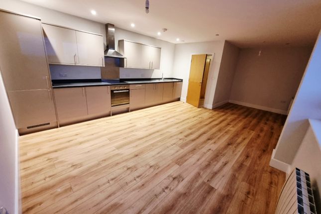 70 Vista Tower, STEVENAGE photo 3