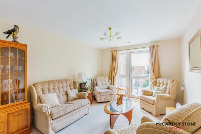 25 Wardington Court, Welford Road, Northampton photo 4