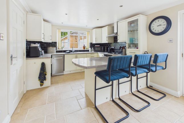 9, Civray Avenue, Downham Market photo 2