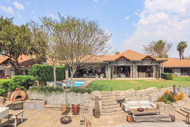 Property for sale in Lakeside Close, Pecanwood Golf Estate, Broederstroom, North West Province, 0240