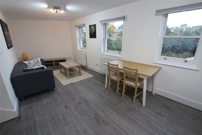 Thumbnail Flat to rent in Courthill Road, Lewisham, London