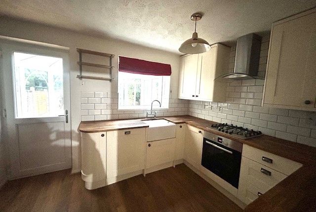 6, Ellwood Crescent, Wollaton Nottingham photo 4