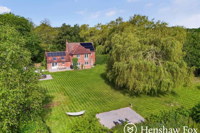 Willow Cottage, Nutburn Road, North Baddesley photo 3