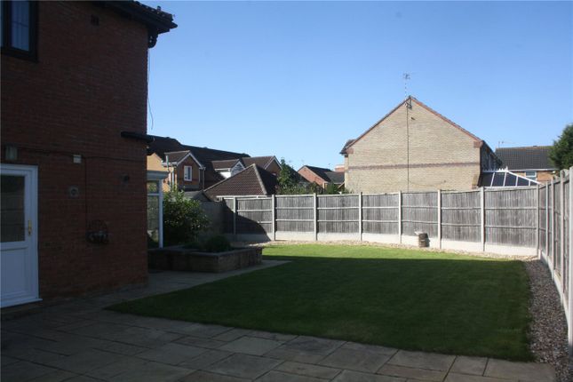Semi-detached house to rent in Elmgarth, Sleaford, Lincolnshire