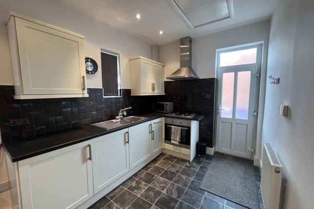 Flat for sale in Thorne Road, Wheatley Hills, Doncaster