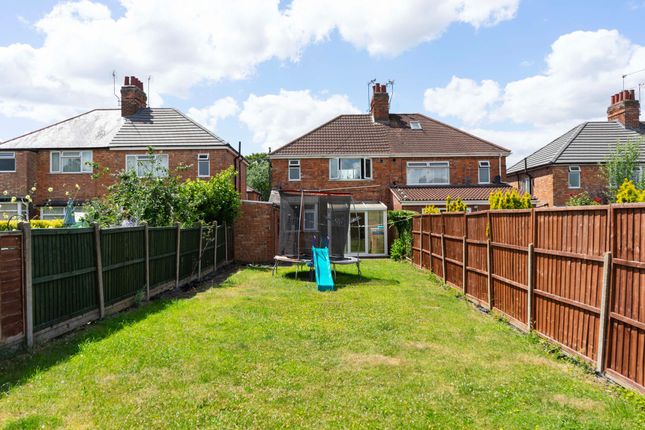 60 Grange Road, Wigston photo 4