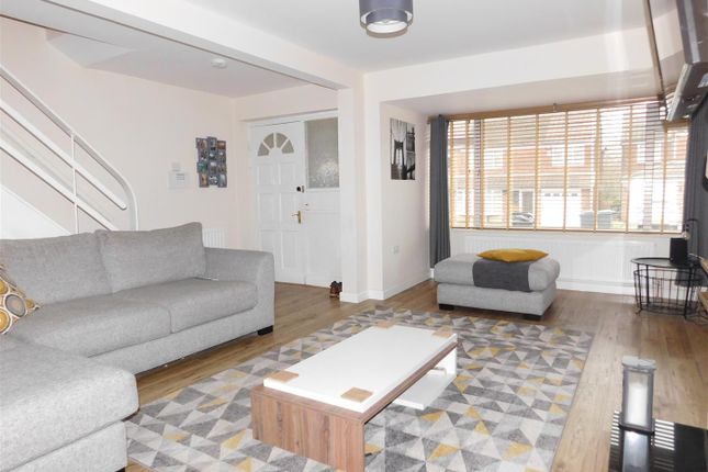 46, Leicester Road, Manchester photo 4