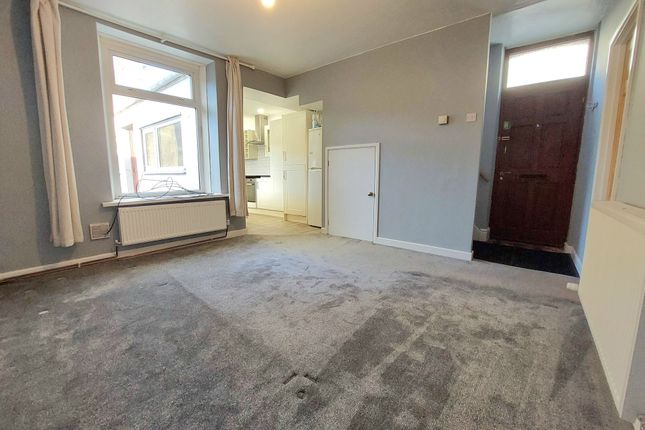 10 Edwards Street, Tonypandy photo 2