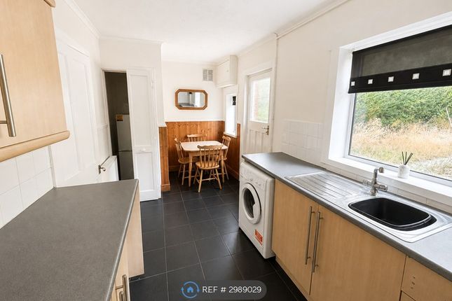 Potternewton Crescent, Leeds photo 4