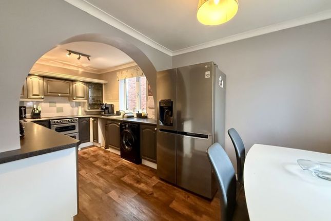 63, Speedwell Crescent, Plymouth photo 4