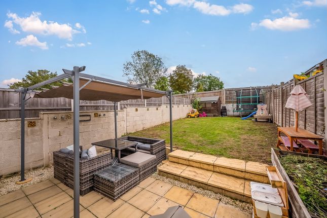 88, Swaisland Road, Dartford photo 4
